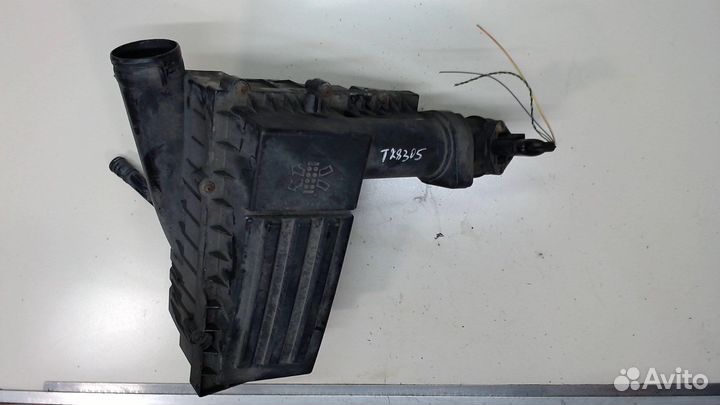 Корпус воздушного фильтра Volkswagen Golf Plus, 2006