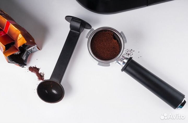 Рожковая кофемашина delonghi