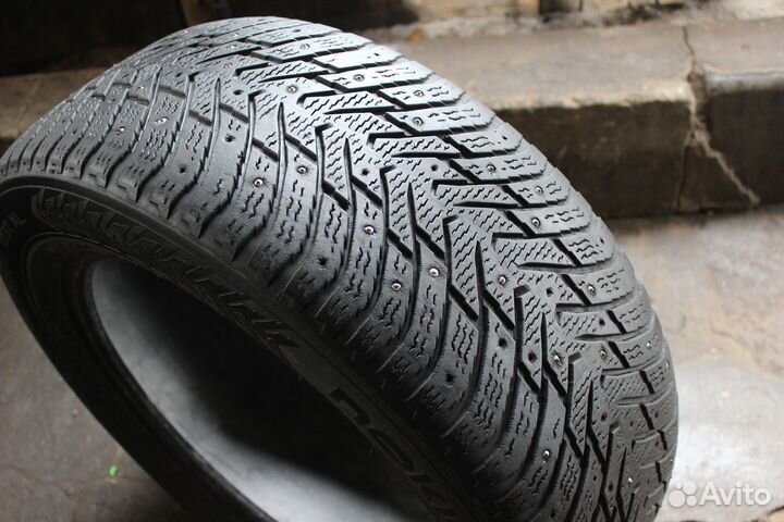Nokian Tyres Hakkapeliitta 8 235/55 R17 103T