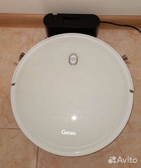 Робот пылесос Genio