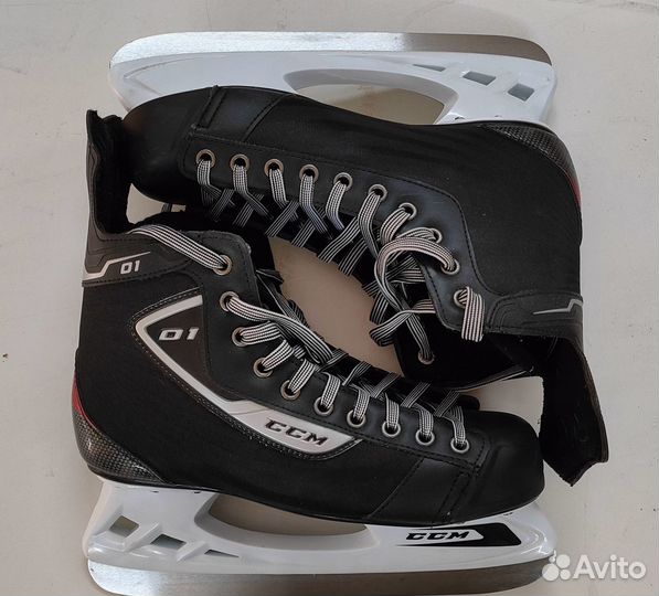 Коньки хоккейные ссм. 44 размер
