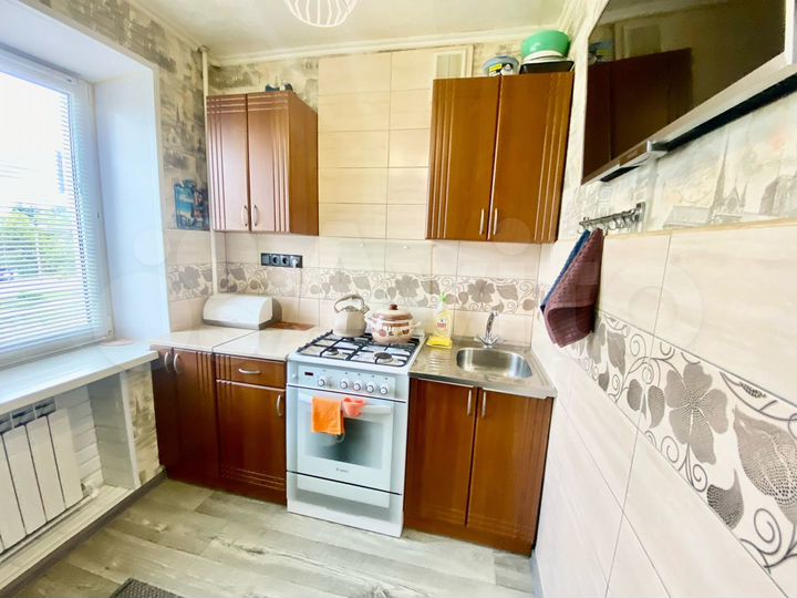 2-к. квартира, 46 м², 2/5 эт.