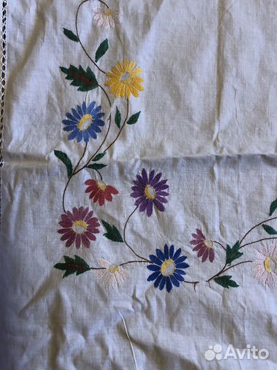 Скатерть старинная с вышивкой