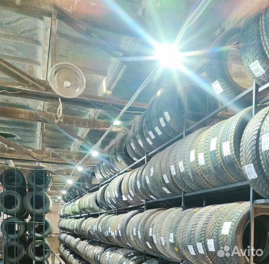 Kumho I'Zen KW31 275/40 R19 103P