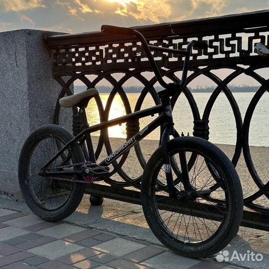 Трюковой велосипед бмх