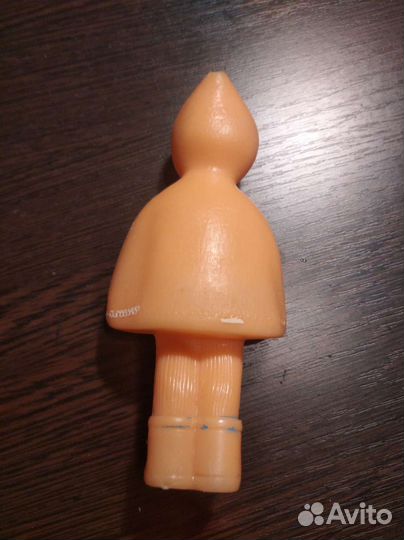 Игрушка Девочка в пальто с капюшоном