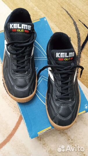 Кроссовки Kelme футбольные кожанные р.38