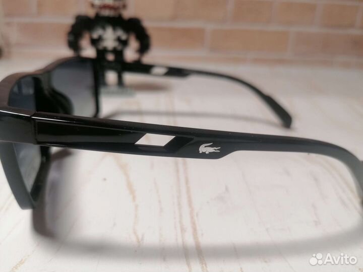 Очки мужские lacoste