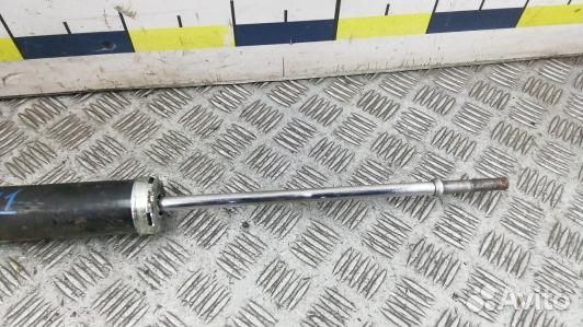 Амортизатор задней балки toyota auris E150 (BBN19L