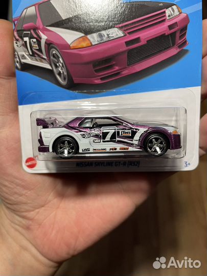 Hot Wheels Nissan Skyline GT-R(R32) Legends Tour