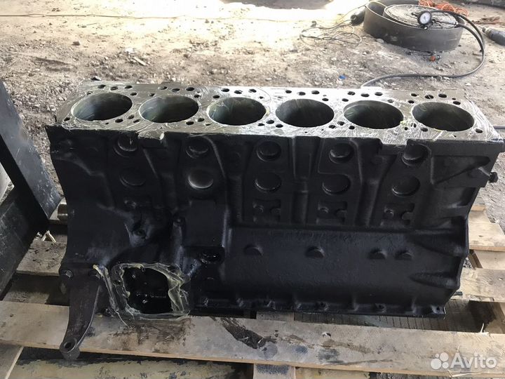 Блок двигателя маn