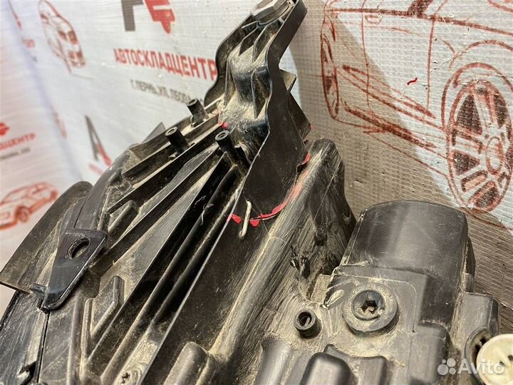 Фара правая Mercedes E W213 с 2016 года