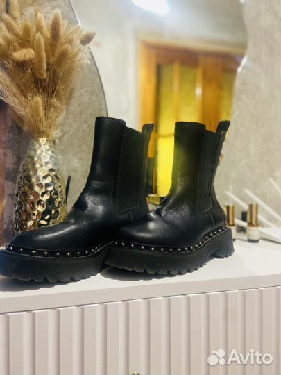 Ботинки женские