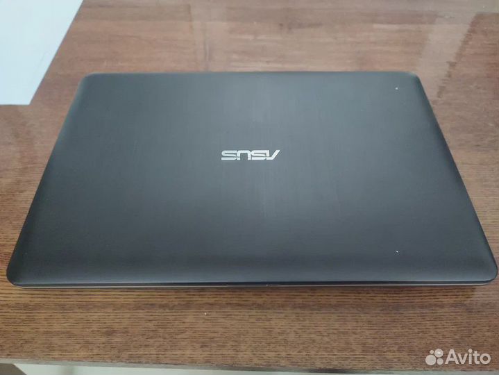 Ноутбук asus