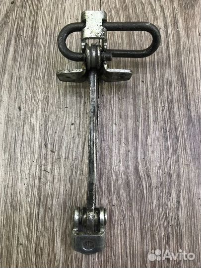 Ограничитель двери передний правый Opel Meriva A