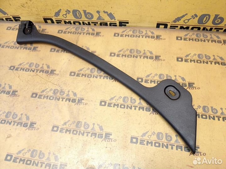 Обшивка арки задняя правая Passat B5+ B5