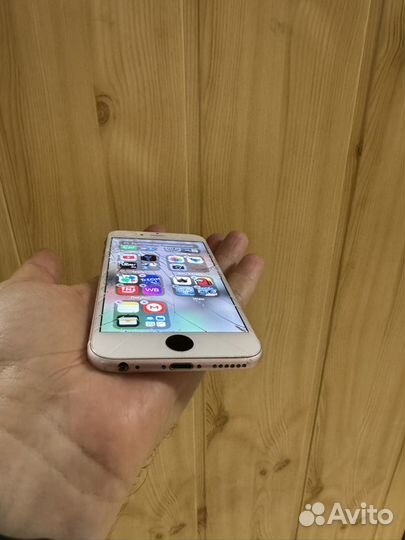 iPhone 6S, 32 ГБ