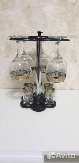 Набор бокалов и рюмок