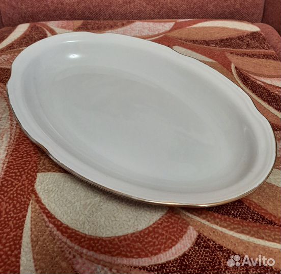 Фарфоровые блюда большие