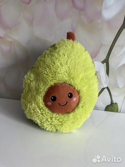 Плюшевый авокадо