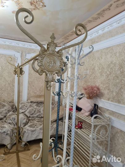 Вешалка напольная