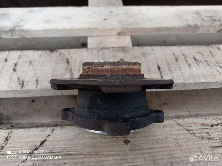 Подшипник ступицы передний Bmw E90