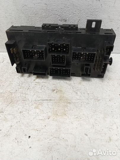 Блок предохранителей