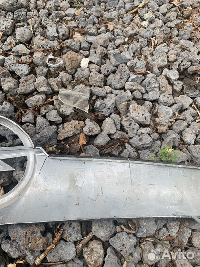 Накладка на решетку