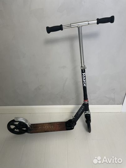 Складной городской самокат