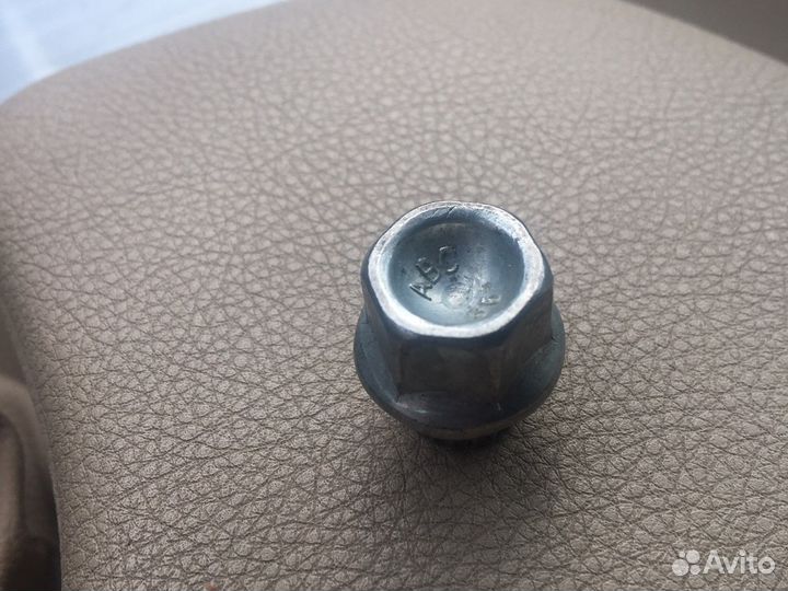 Секретки для колёс