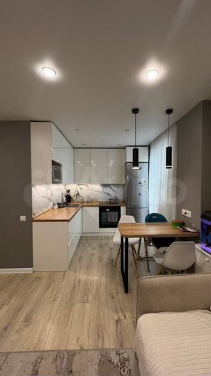 2-к. квартира, 56,4 м², 13/18 эт.