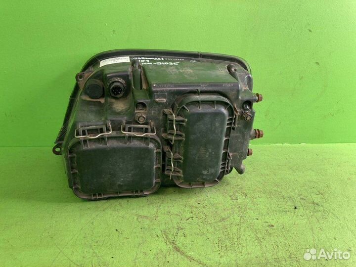 Фара головного света mercedes-benz actros MP II