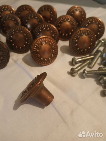 Ручки мебельные