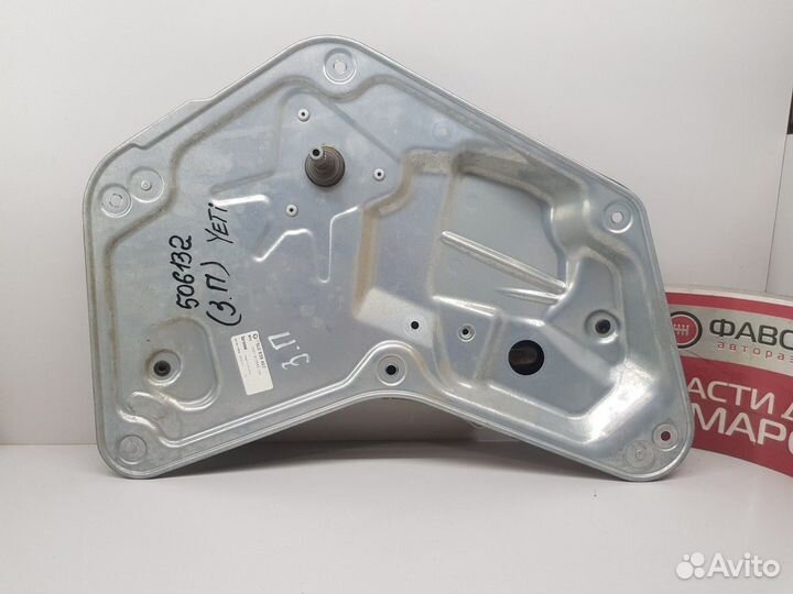 Стеклоподъемник механический задний правый