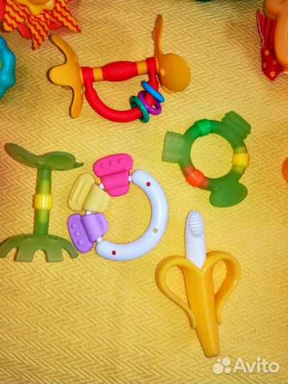 Импортные игрушки для малышей, пакетом