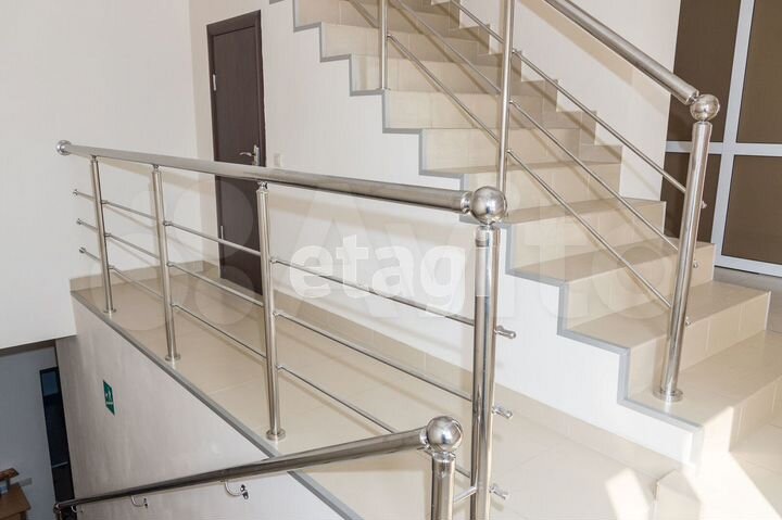 Продам офисное помещение, 910.6 м²