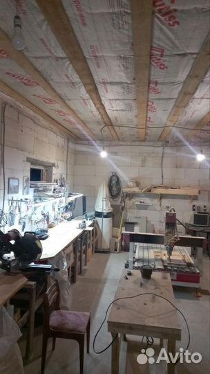 Столяров плотник