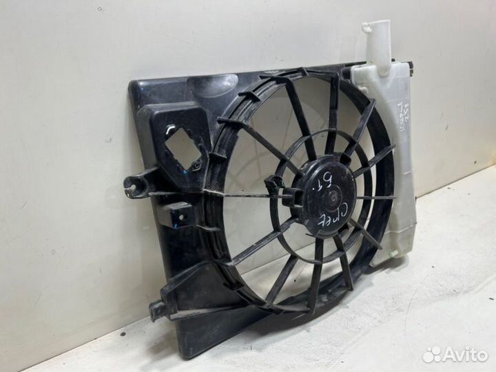 Диффузор вентилятора передний Hyundai Creta 1