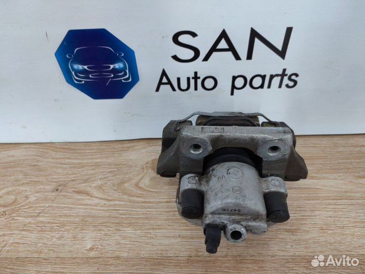 Суппорт тормозной задний правый Bmw X5 E70