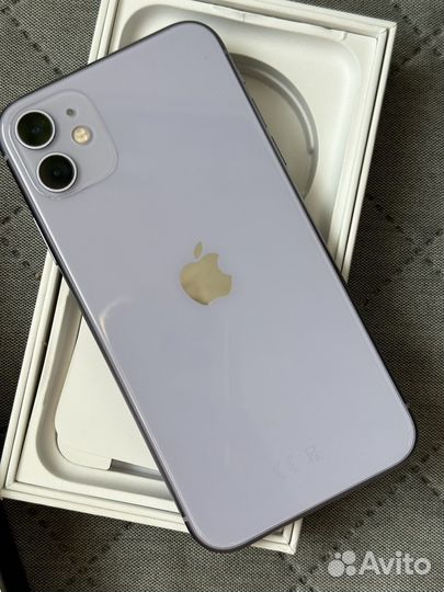 iPhone 11, 64 ГБ