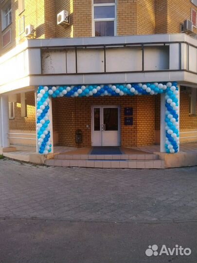 Арка, гирлянда из шаров на открытие магазина