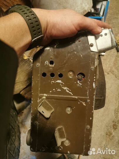 Радио приемник СССР автрмобильный