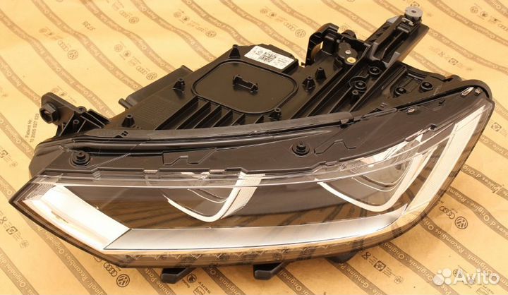 Фара левая VW passat B8 15-19 full LED