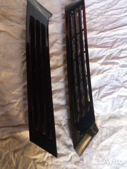 Накладки задних стоек Мерседес 190(W201) Черные