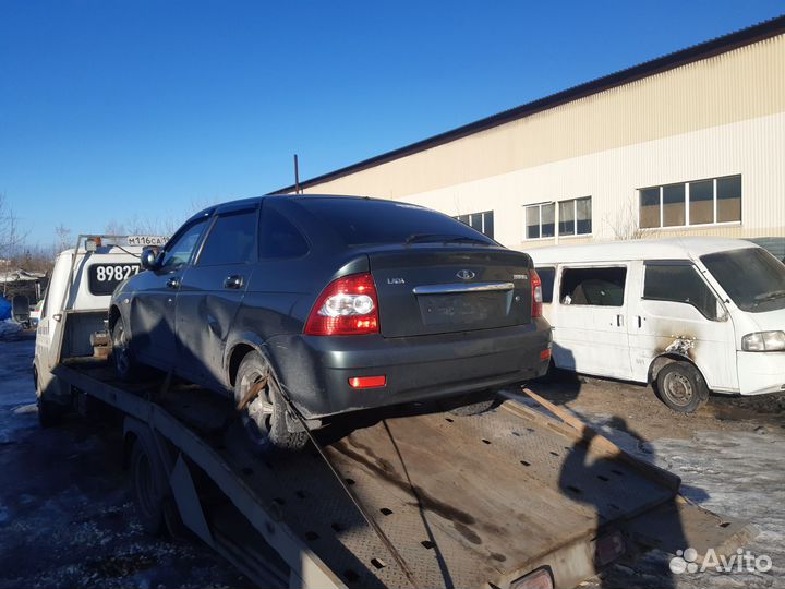 Лада Приора в разбор