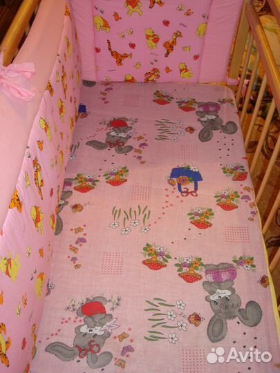 Красивые бортики на детскую кроватку