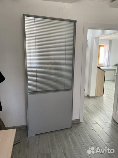 Мобильная офисная перегородка