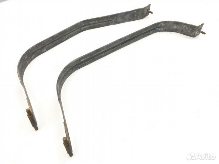 Крепление топливного бака Chevrolet Cruze седан