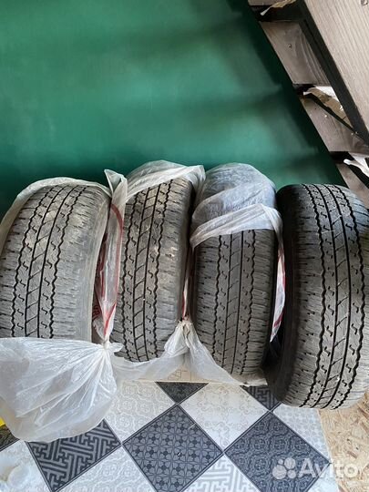 Bridgestone Dueler A/T 693 III 265/65 R17