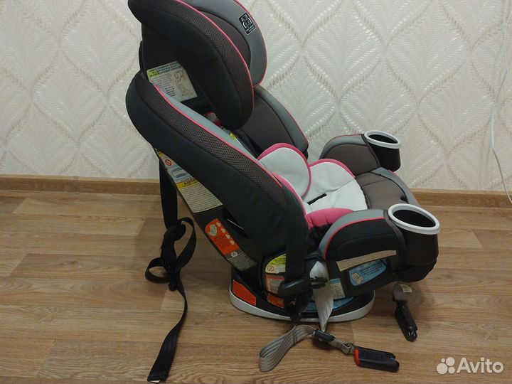 Автомобильное детское кресло от 9 до 36 кг